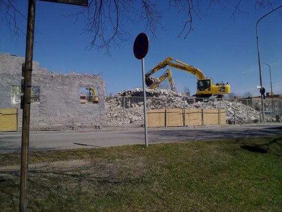 Rivning av fd stadsdelsförvaltningen 27/4 Rivning av fd stadsdelsförvaltningen 27/4