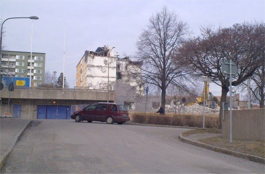 Rivning av fd stadsdelsförvaltningen 7/4 Rivning av fd stadsdelsförvaltningen 7/4